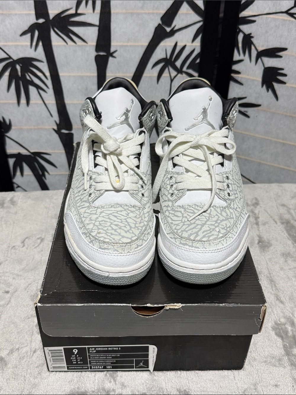 Jordan White & Light Gray Elephant Print Retro Sneakers